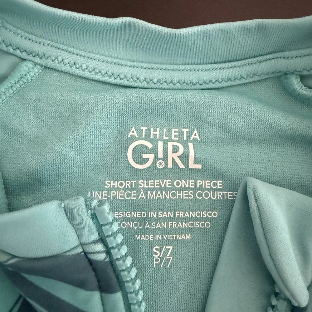 Athleta Girls Short Sleeve One Piece Small Surfdream Gulf‎ Green Swimwear